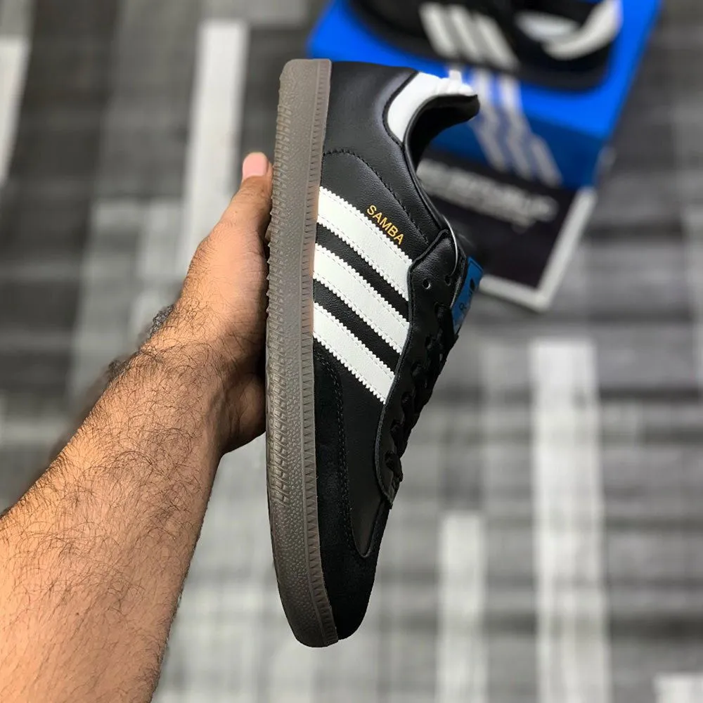 Adii Samba (Black)