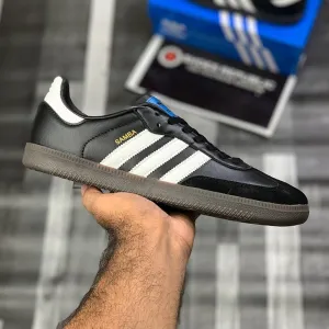 Adii Samba (Black)