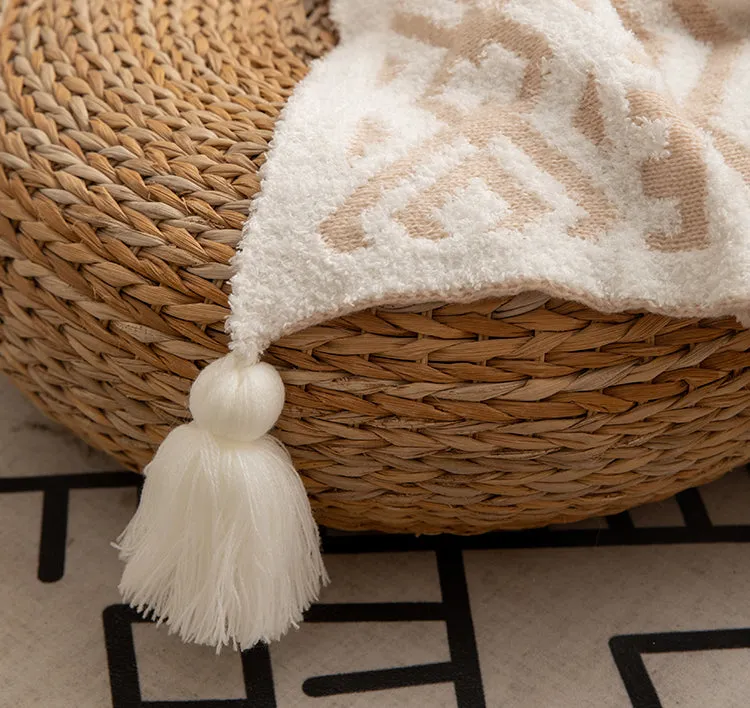 Bohemian-Style Half-Velvet Throw