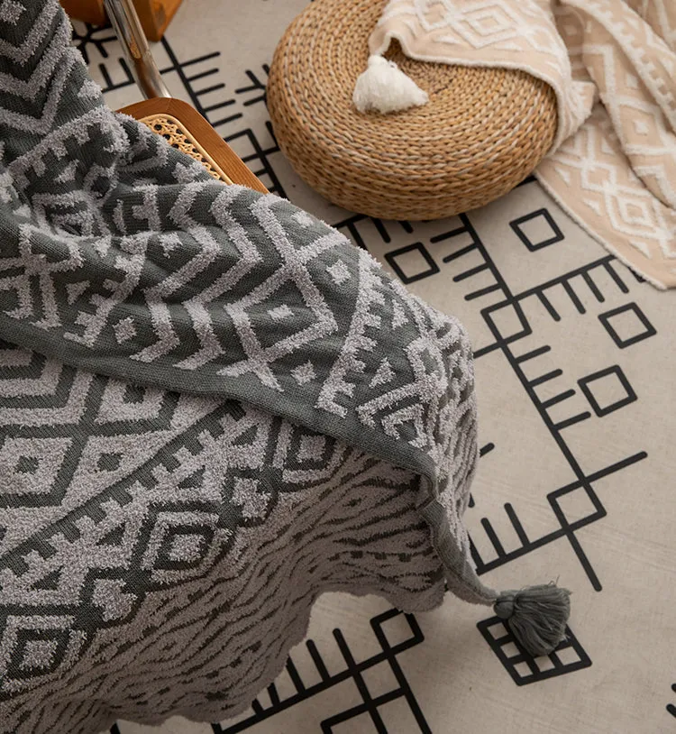 Bohemian-Style Half-Velvet Throw