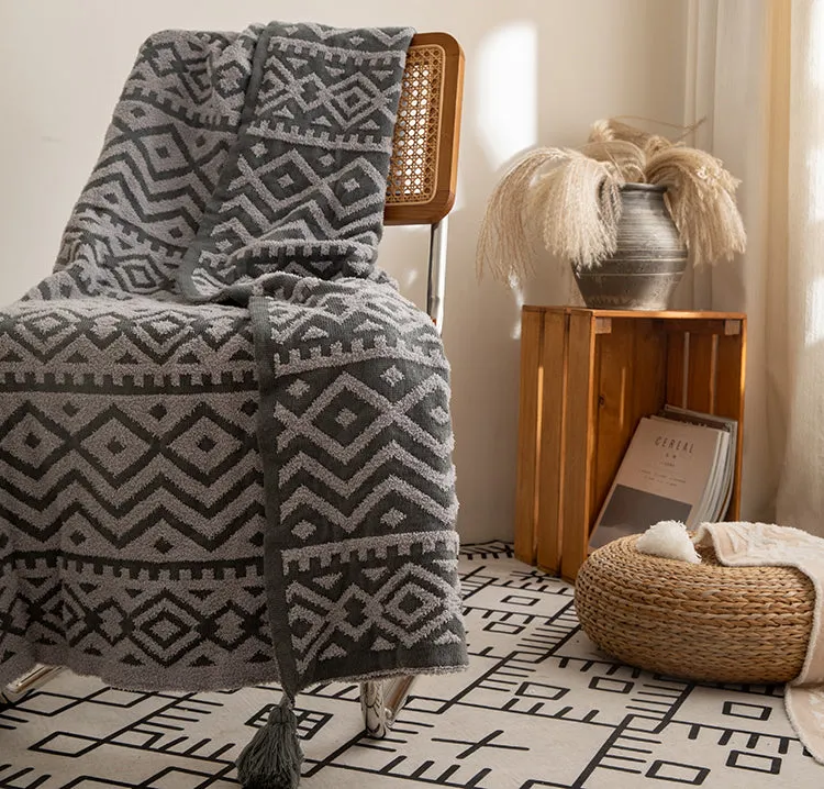 Bohemian-Style Half-Velvet Throw