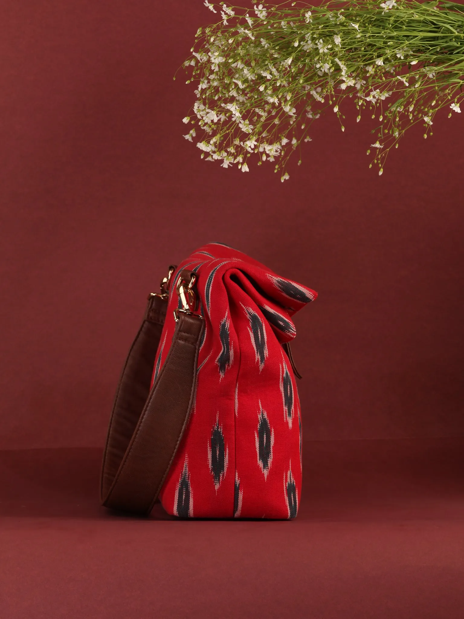 Red Black Fold Over Ikat Hand Bag - B0503