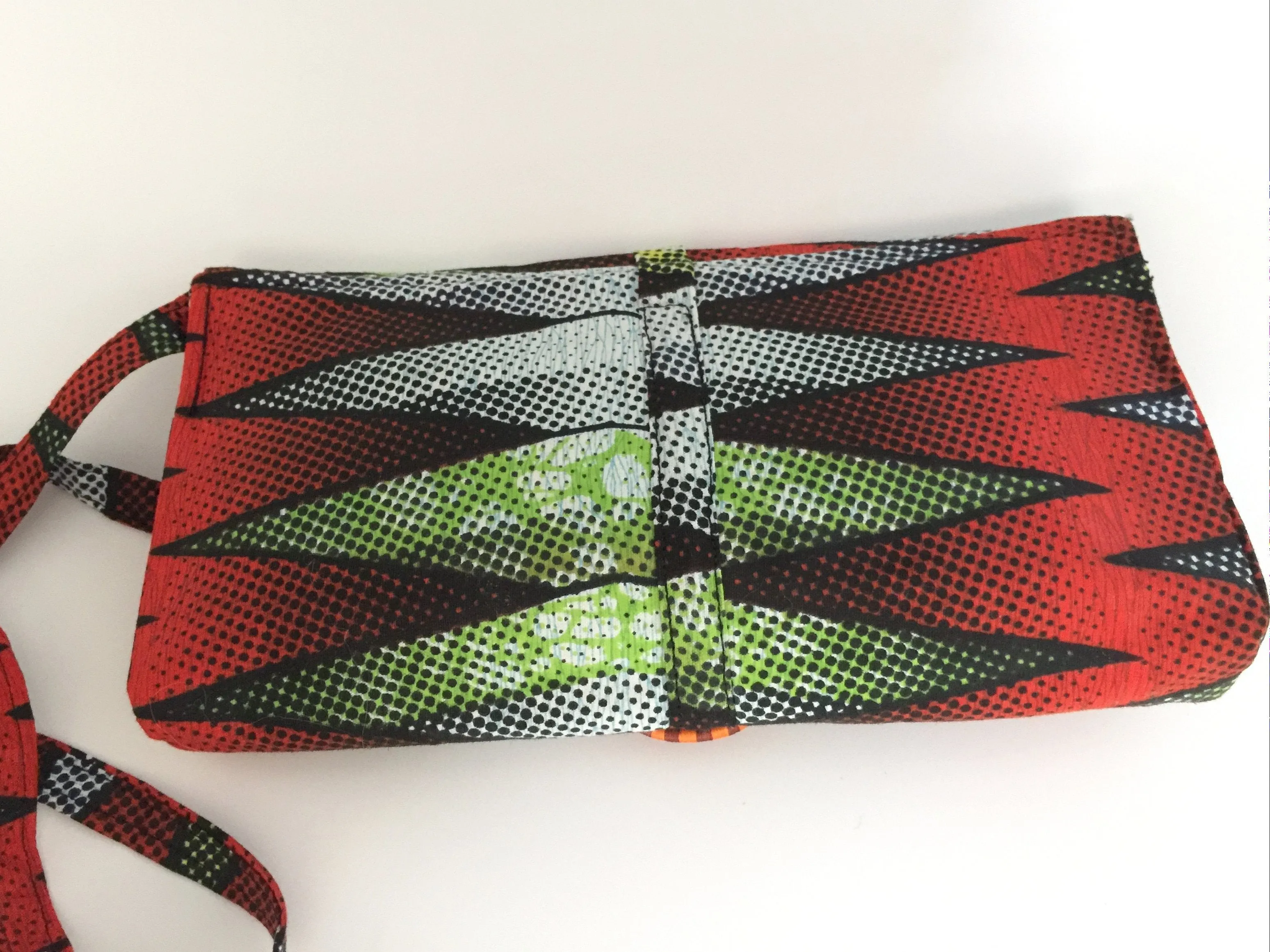 Rwandan Batik Clutch w/Shoulder Strap - Zig Zags
